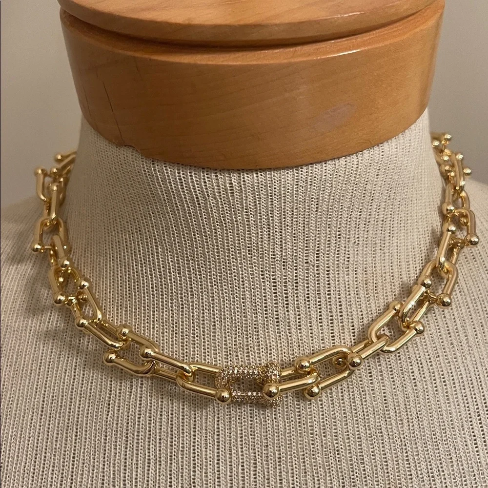 MICHELLE MCDOWELL Lucille Necklace Pave Accent Link 17 3/4” approx Gold-tone - Picture 7 of 16